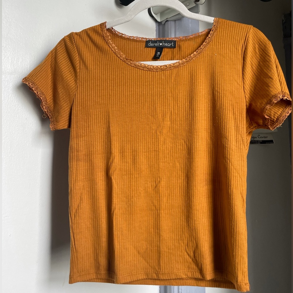 Mustard yellow top